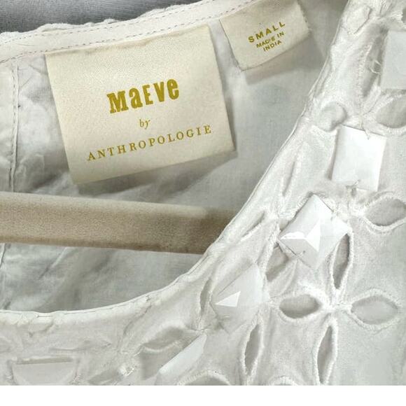 Anthropologie Maeve Monika White Beaded Eyelet Sleeveless Blouse size Small - Picture 7 of 8